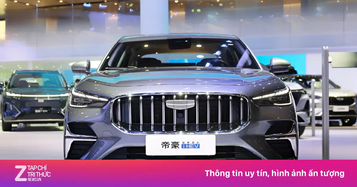 Geely Emgrand i-HEV: Sedan hybrid siêu tiết kiệm, chỉ 2,2 lít/100 km