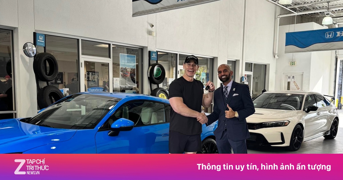 John Cena 'chán' Honda Civic Type R, tậu xe mới
