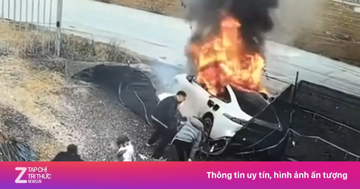 Đây là lý do vì sao Trung Quốc cấm tay nắm cửa ẩn trên xe điện