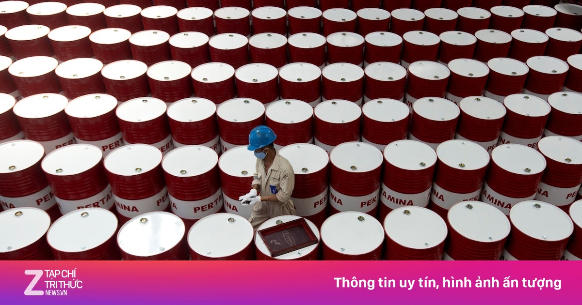 Cuộc Chiến Dầu Mỏ: Lịch Sử Hỗn Loạn Và Những Quyết Định Làm Rung Chuyển Thế Giới