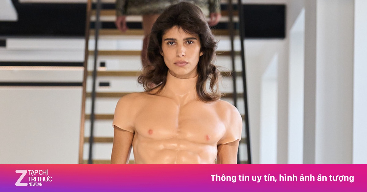 Cơ bắp 6 múi, vòng một 'giả trân' đổ bộ sàn diễn