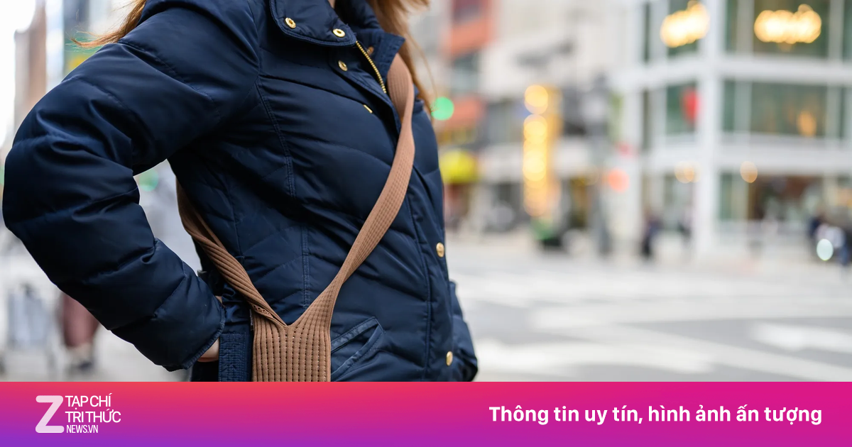 Túi vải đựng iPhone giá 230 USD 'cháy hàng'