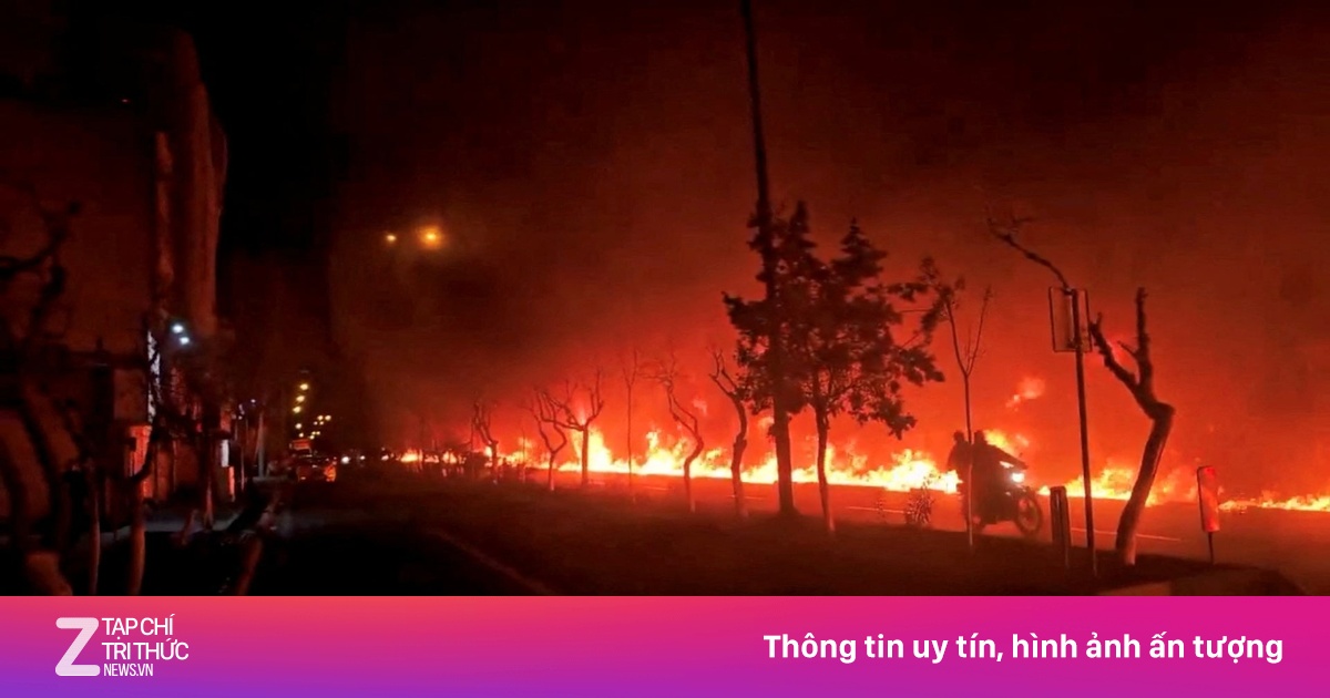 'Mưa đen' tại Iran là gì?