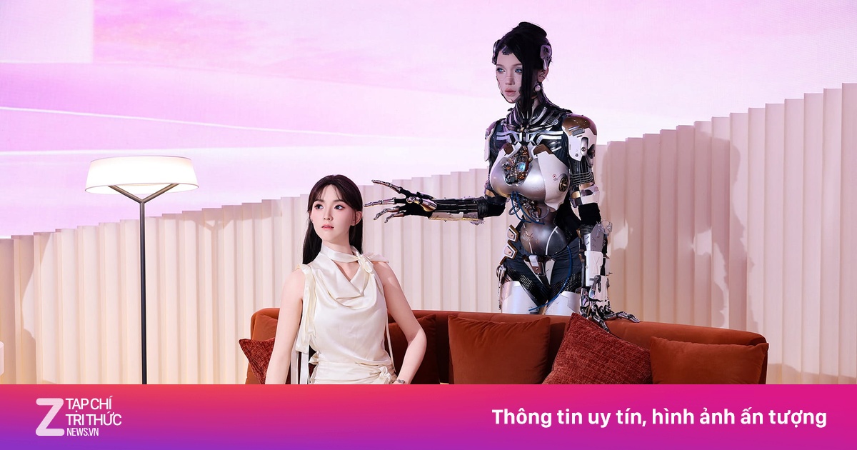 Người Trung Quốc chi tiền tỷ mua robot về làm bạn