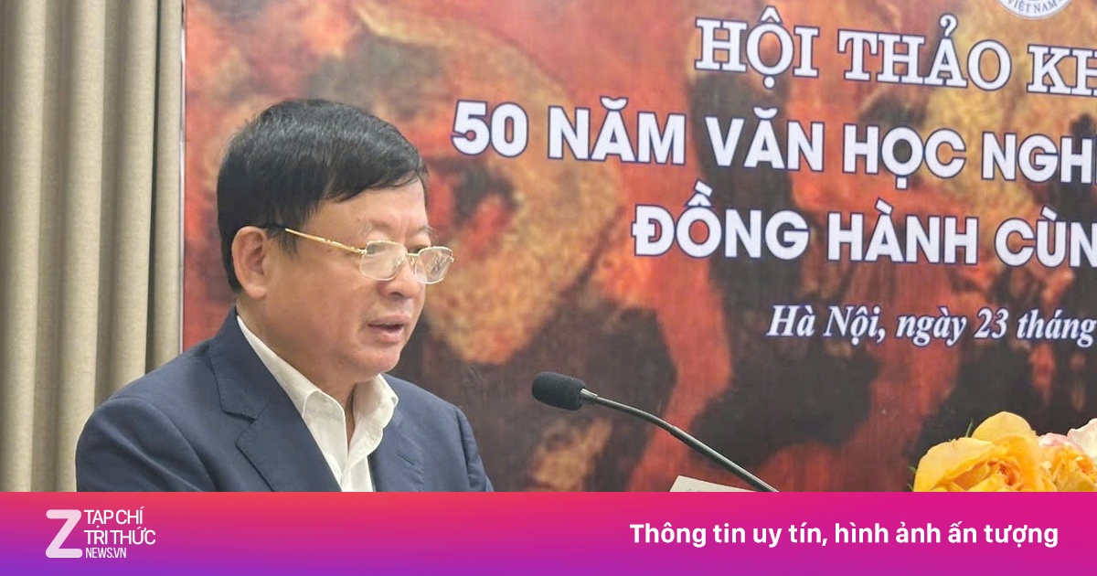 50 năm qua văn học Việt Nam làm được 2 việc
