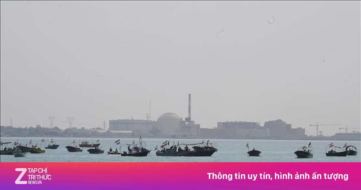 Tàu gần eo biển Hormuz phát thông điệp bất thường để tránh bị tấn công