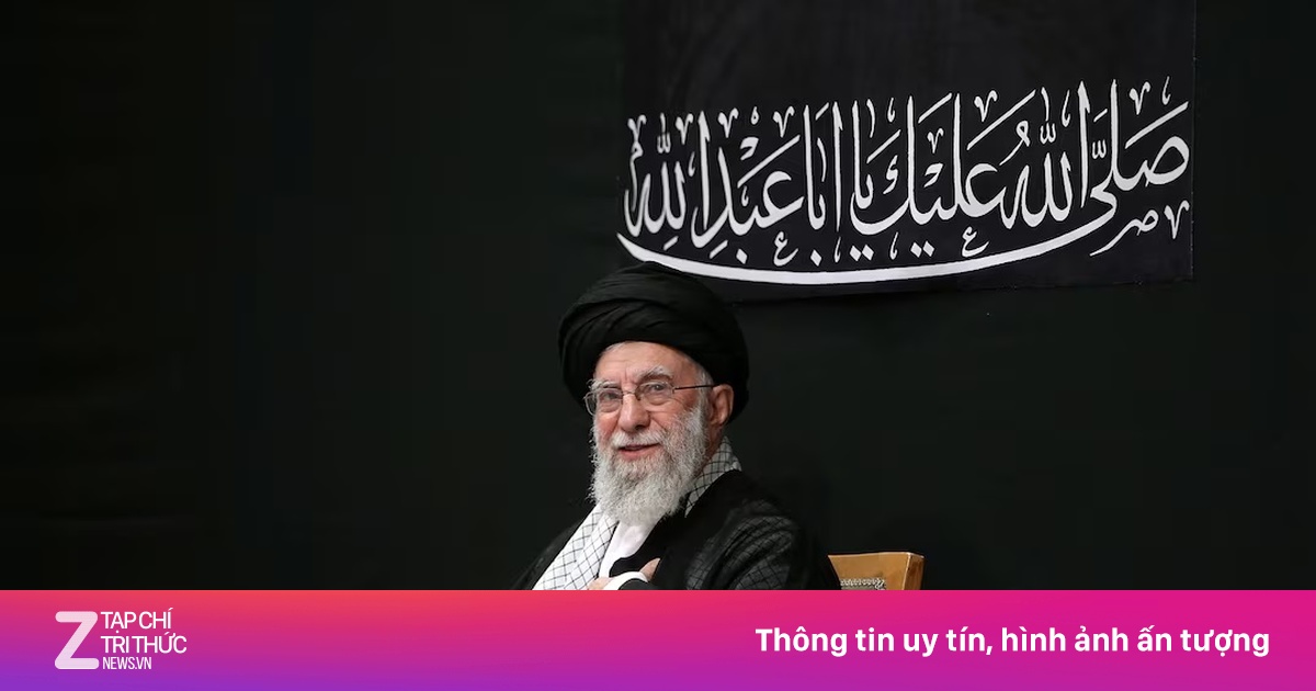 Lãnh tụ tối cao Iran lần đầu xuất hiện trở lại trước công chúng