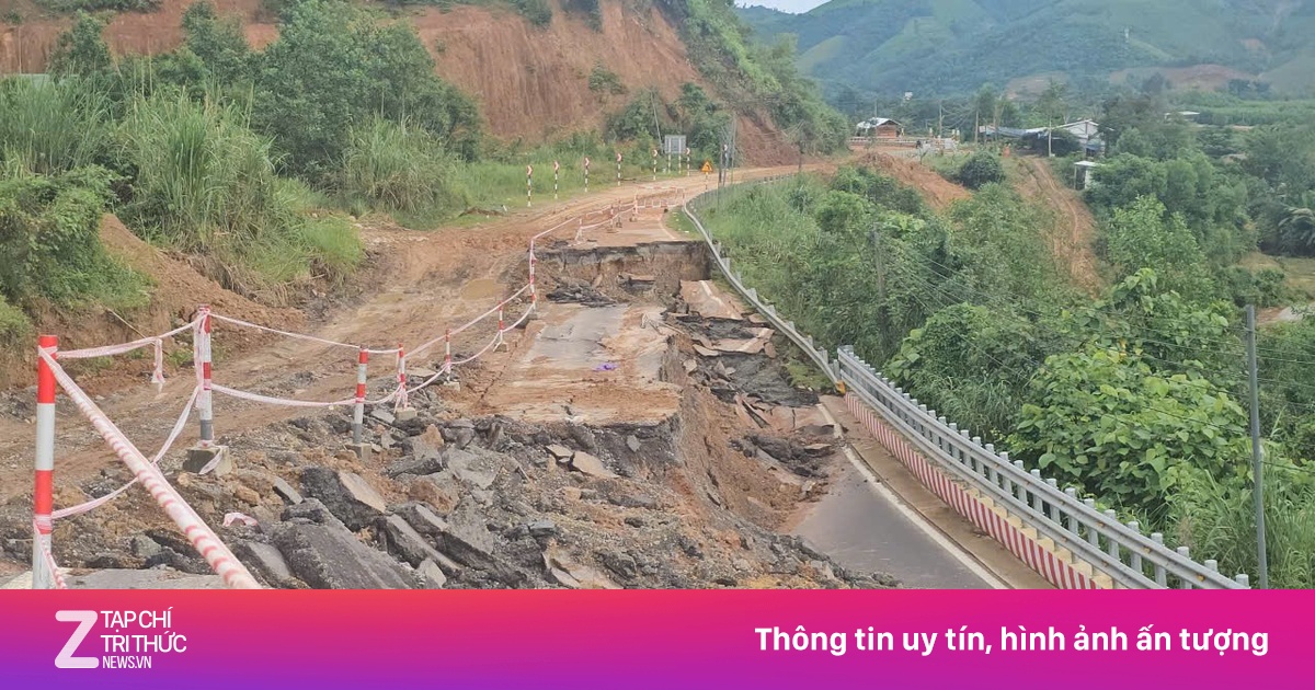 Đèo nối Đà Lạt - Nha Trang sạt lở, chưa rõ ngày thông xe