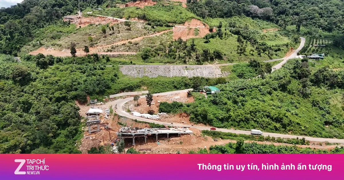 Người đàn ông tử vong nghi bị đá từ xe ben rơi trúng