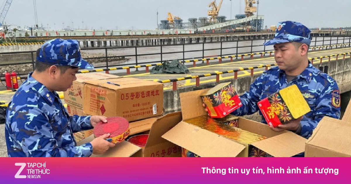 Phát hiện xuồng vận chuyển trái phép hơn nửa tấn pháo nổ