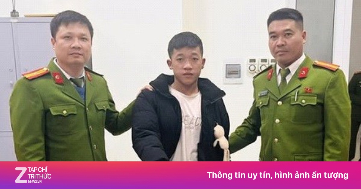 Thanh niên 18 tuổi kiếm thêm bằng 'nghề' buôn bán pháo hoa nổ