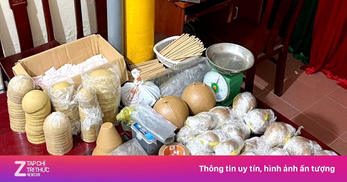 Tự chế pháo nổ, nam sinh lớp 11 bị khởi tố