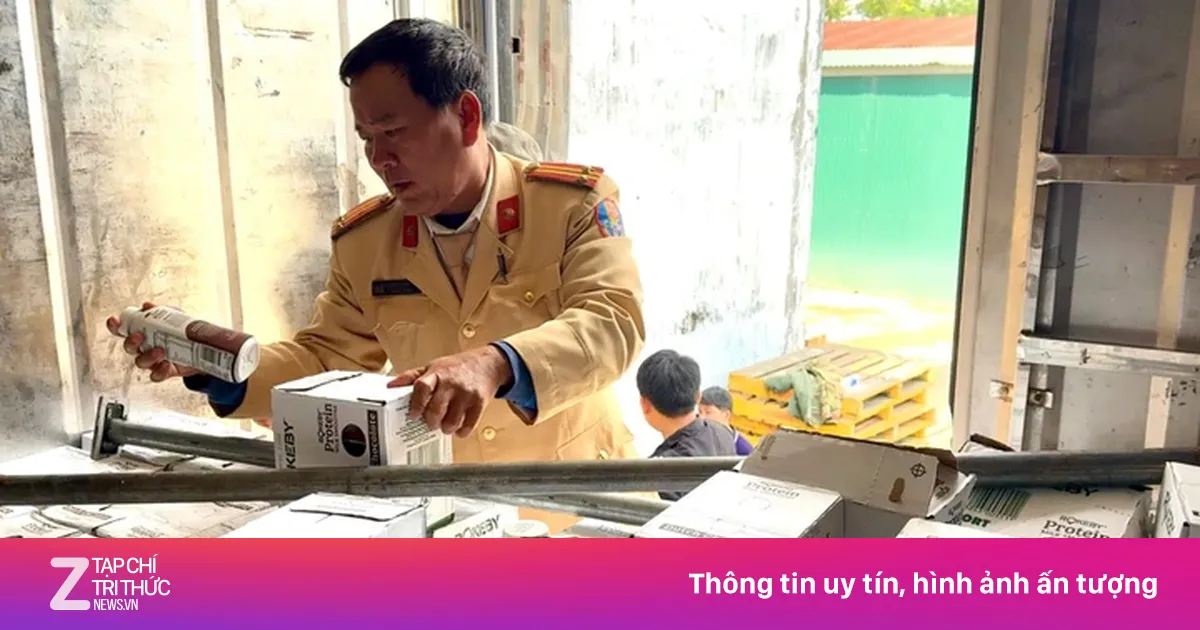 Phát hiện xe đầu kéo chở 10 tấn hàng hóa không có hóa đơn