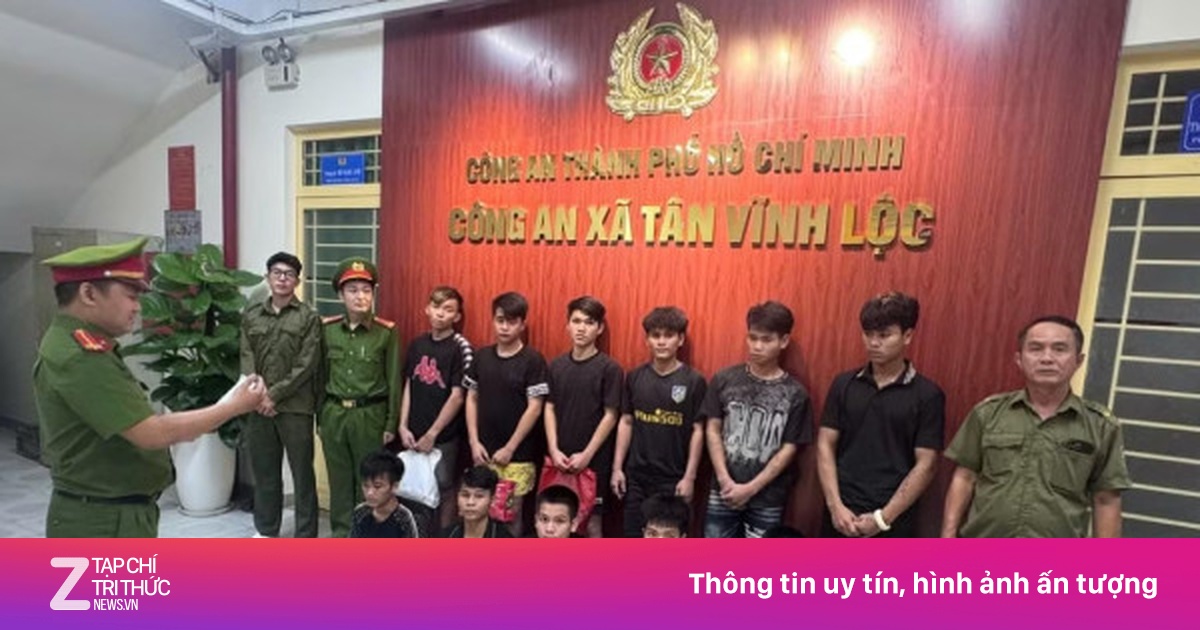Khởi tố 11 đối tượng mang hung khí, rượt đuổi nhau tại TP.HCM