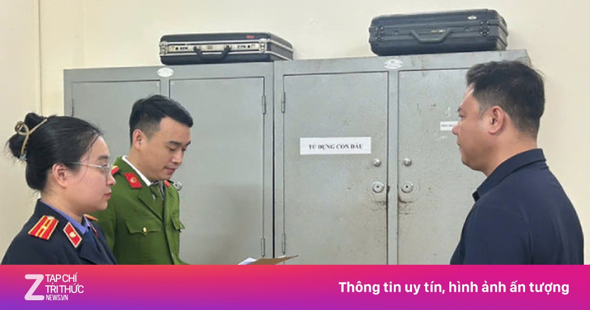 Khởi tố tài xế "khóa đầu, khóa đuôi" xe ở Hà Tĩnh