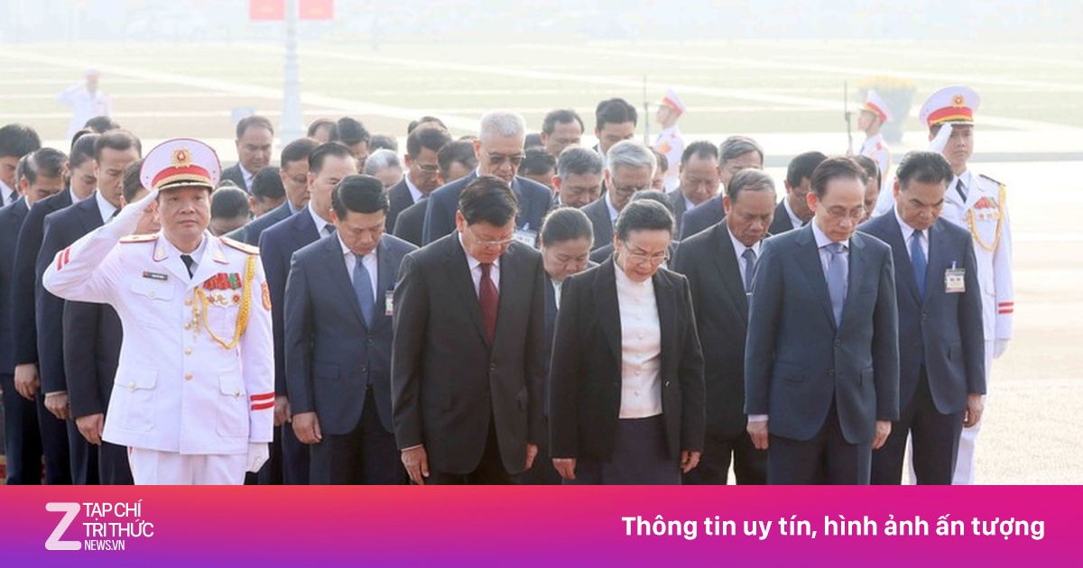 Tổng Bí thư, Chủ tịch nước Lào vào Lăng viếng Chủ tịch Hồ Chí Minh