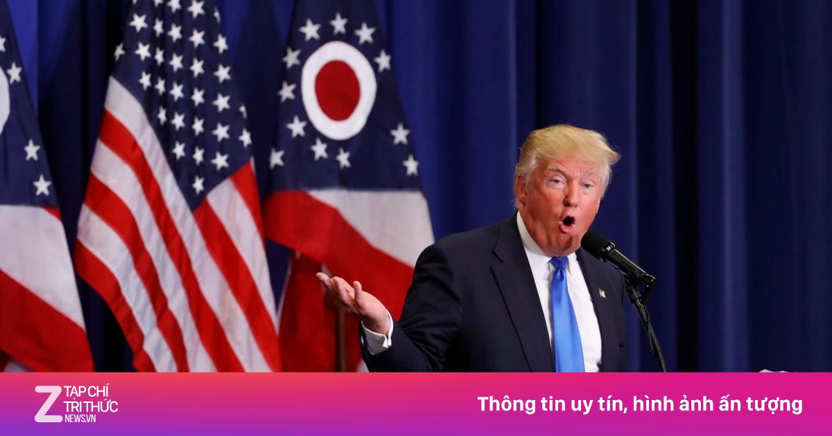 TT Trump nói hạm đội được điều đến Iran lớn hơn hạm đội ở Venezuela