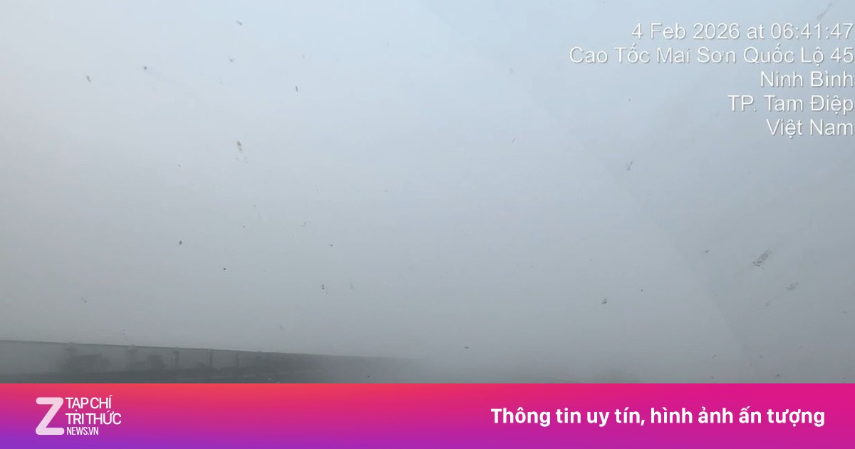 Tạm cấm cao tốc do sương mù dày đặc