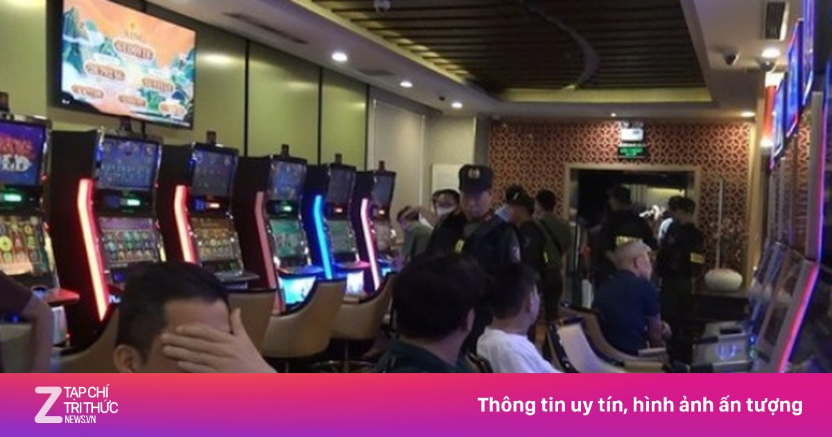 Đối tượng người nước ngoài tổ chức 'sới bạc' núp bóng câu lạc bộ Poker
