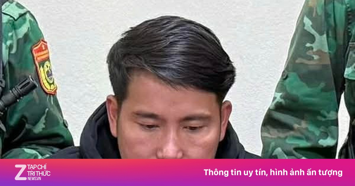 Giấu 7 cây vàng trong khoang động cơ ôtô để đưa qua biên giới