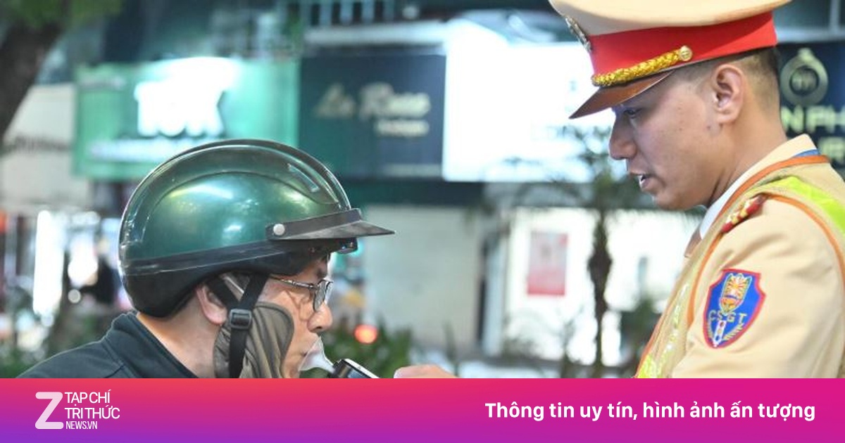 Kiểm tra hơn 300 xe ngày cận Tết, chỉ phát hiện hai tài xế 'ma men'