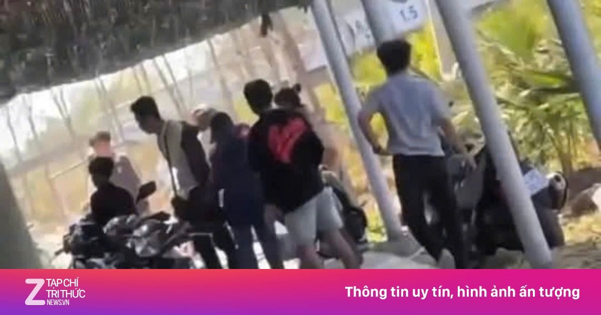 Bé gái 11 tuổi bị thương nặng do hai nhóm khách ẩu đả tại quán