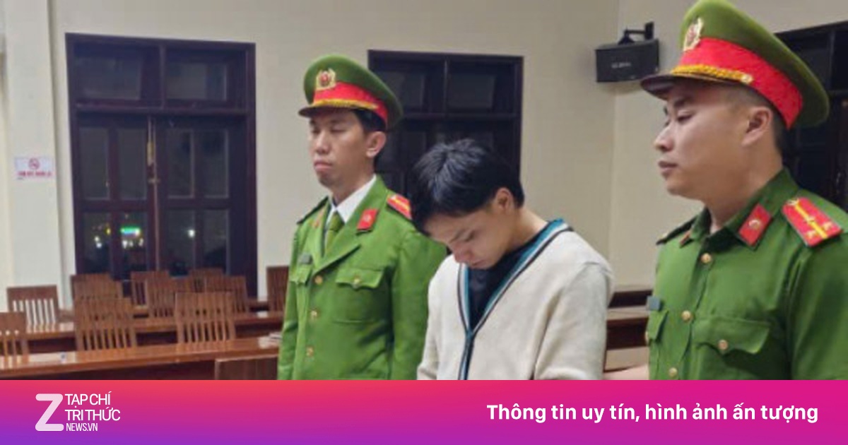 Tạm giữ tài xế ôtô tông nhiều người tại cây xăng ở Đà Lạt