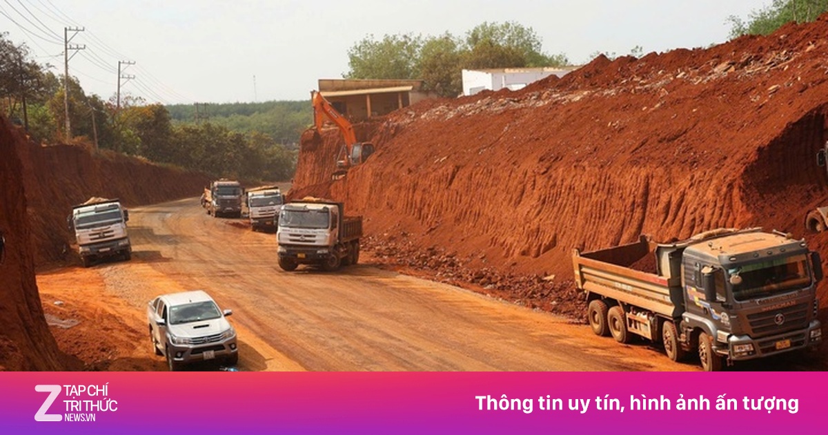 Đề xuất tạm dừng tuyến đường khiến 8 nhà dân 'treo cao' ở Đồng Nai