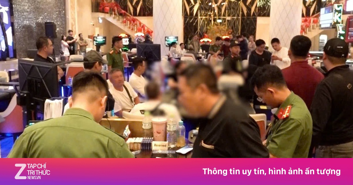 13 Người Nước Ngoài Bị Bắt Quả Tang Đánh Bạc Trái Phép Tại Tầng Hầm Khách Sạn 5 Sao Sheraton Nha Trang