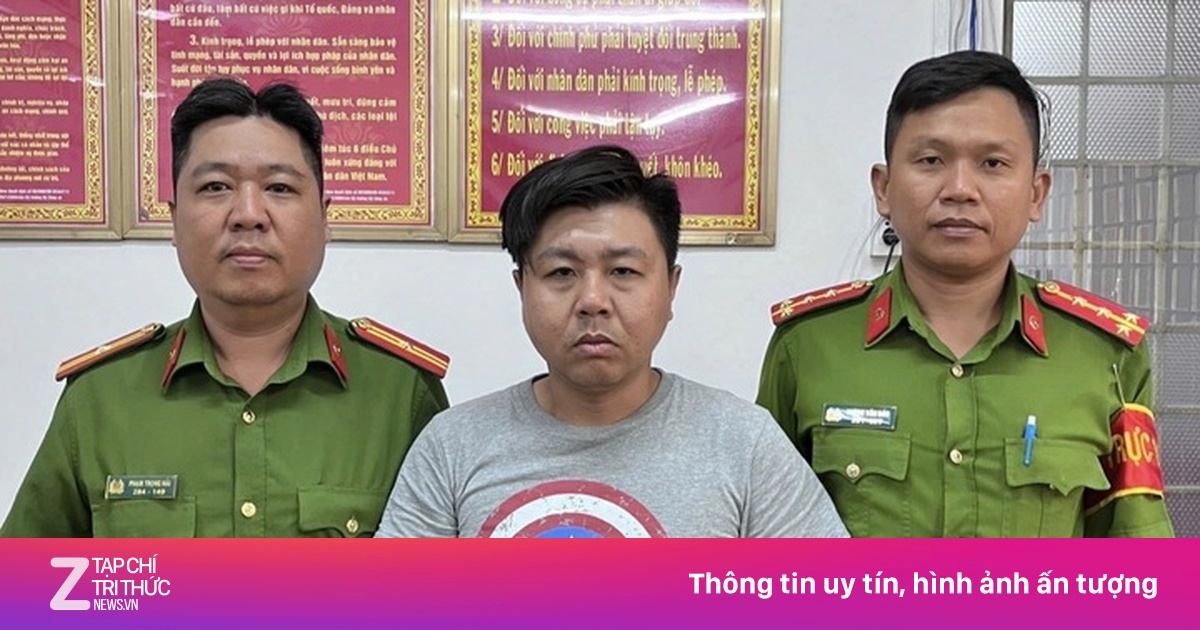 Công an TP.HCM bắt khẩn cấp tài xế xe ôm công nghệ đập phá hành lý hành khách tại sân bay Tân Sơn Nhất