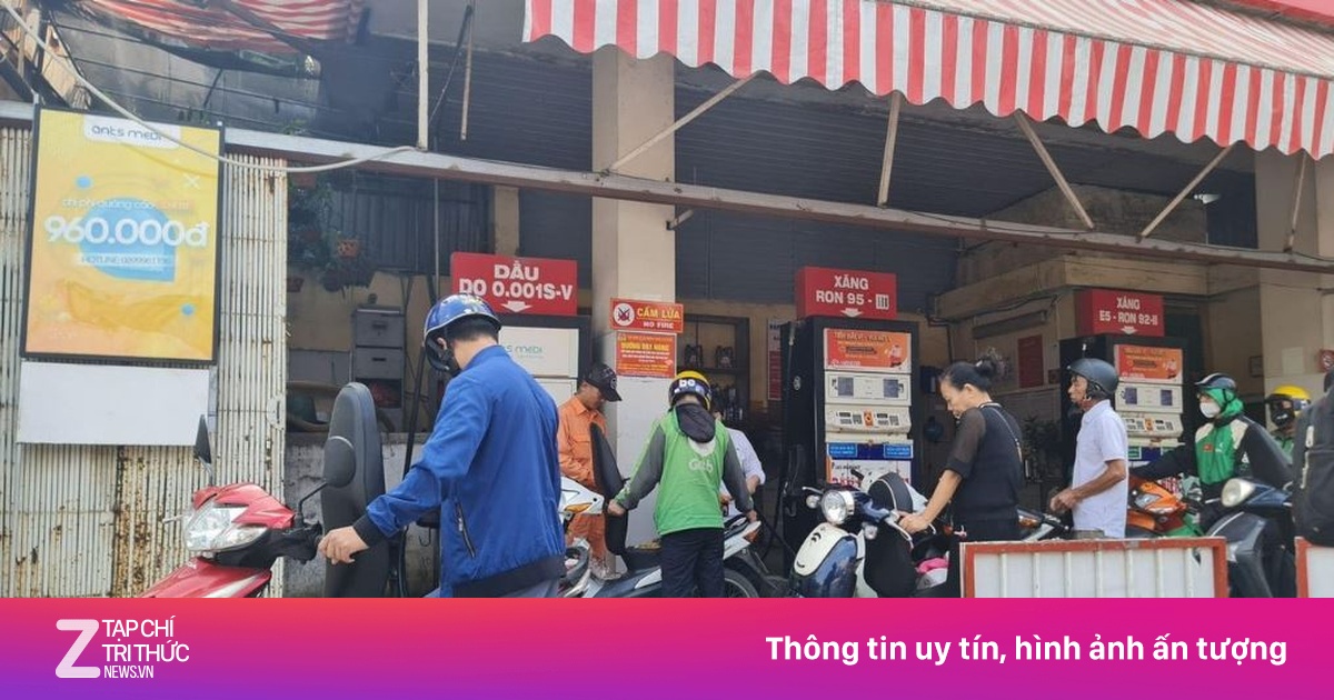 Hà Nội công bố danh sách 21 cây xăng dừng hoặc hạn chế bán do thiếu nguồn cung