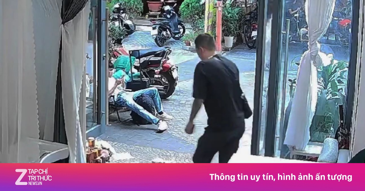 Người đàn ông đá chó cảnh ở tiệm spa gây bức xúc