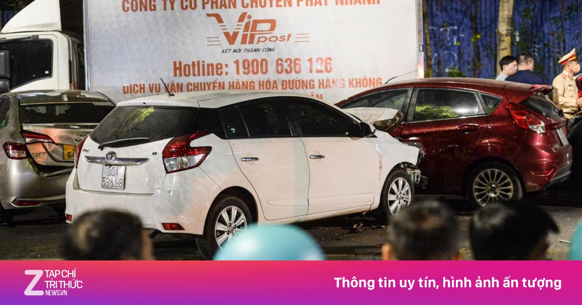 Ôtô tông liên hoàn 7 phương tiện trên phố Nguyễn Chánh, Hà Nội, nhiều người bị thương
