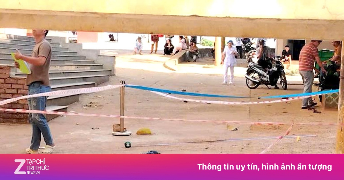 Sau cuộc điện thoại, người đàn ông lên sân thượng bệnh viện nhảy xuống