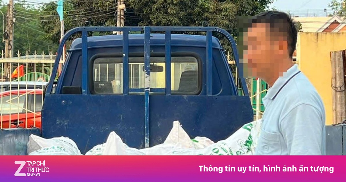 Tái phạm nghiêm trọng: Tài xế TP.HCM chở 450 kg gà chết bốc mùi đi tiêu thụ