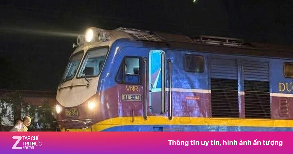 Tàu Hỏa Va Chạm Xe Máy Tại Hà Nội, Hai Người Tử Vong Thương Tâm