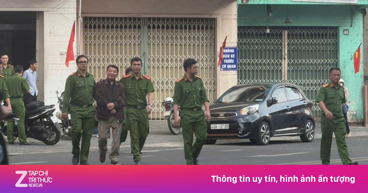 Công An Lâm Đồng Khám Xét Nhà Riêng Và Nơi Làm Việc Của Giám Đốc Trung Tâm Đấu Giá