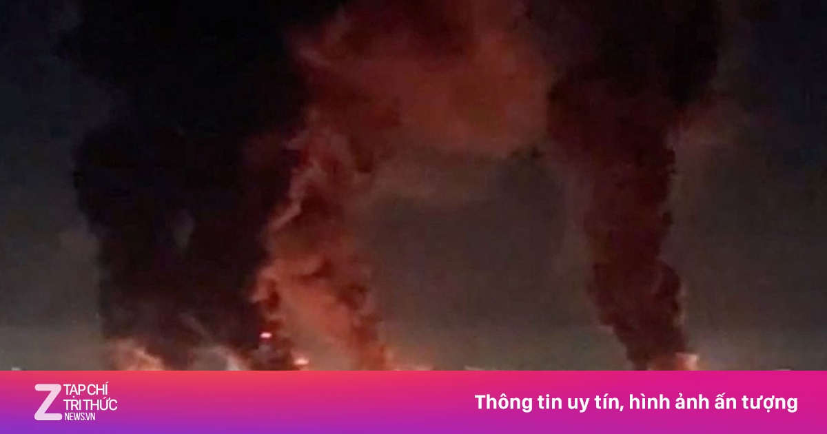 Ông Trump Tuyên Bố Ngừng Bắn 2 Tuần Với Iran, Đổi Lấy Việc Mở Eo Hormuz