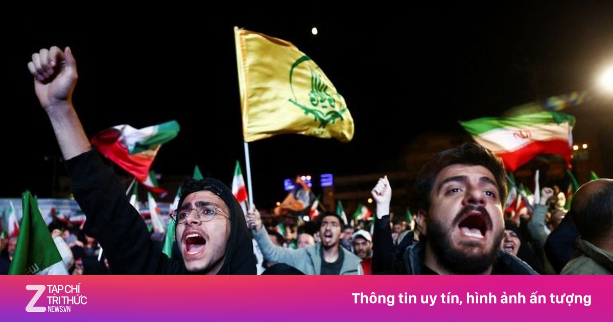 Người Iran Xuống Đường Ăn Mừng Sau Lệnh Ngừng Bắn, Cảnh Sát Can Thiệp