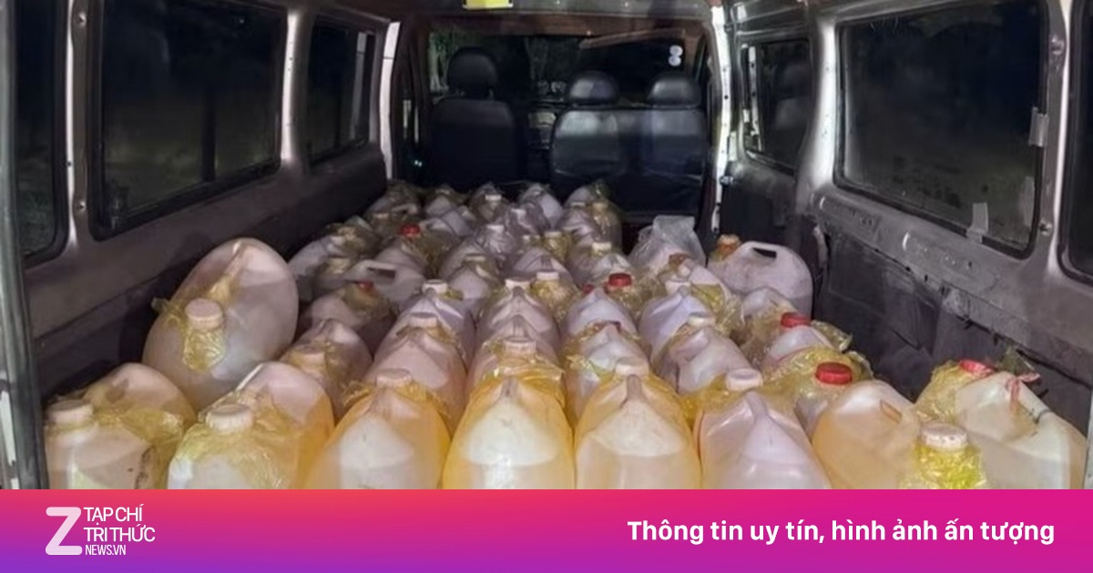 Quảng Trị: 'Trăm phương nghìn kế' buôn lậu xăng dầu qua biên giới Lao Bảo