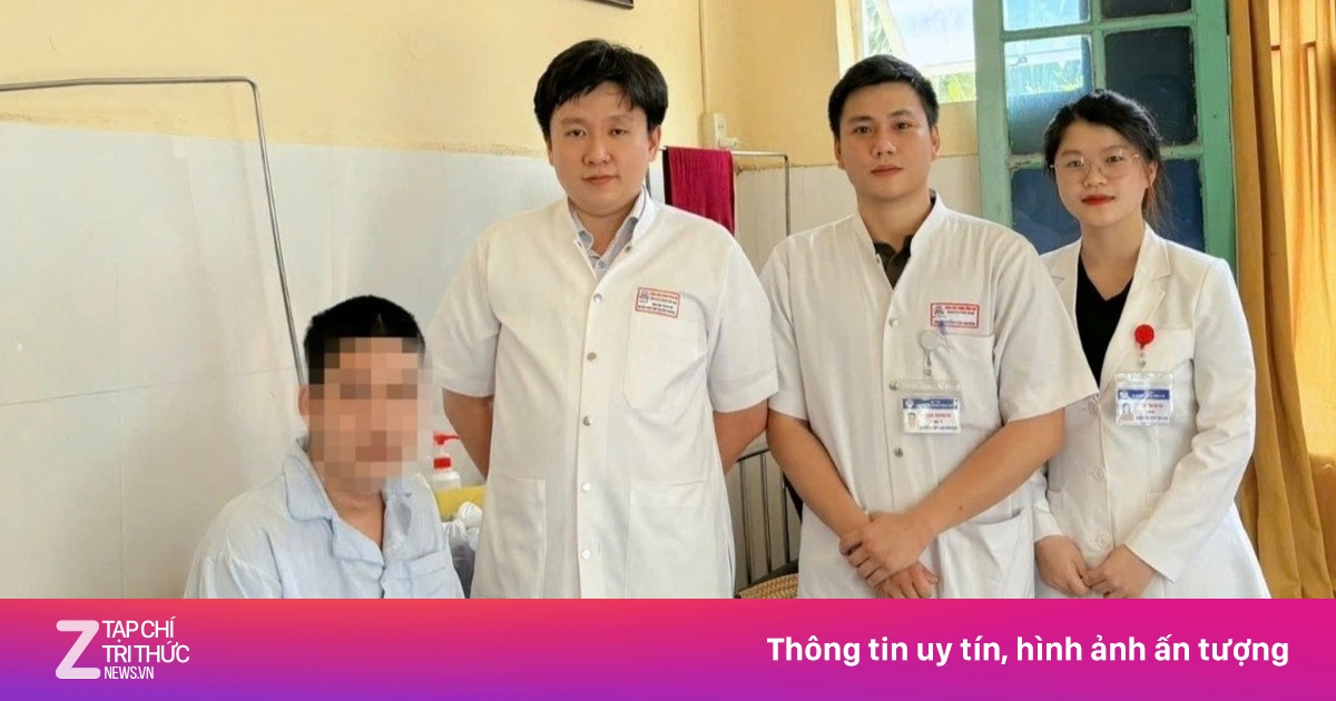 Bệnh nhân rối loạn tâm thần nuốt 3 bàn chải đánh răng được cứu sống tại Huế