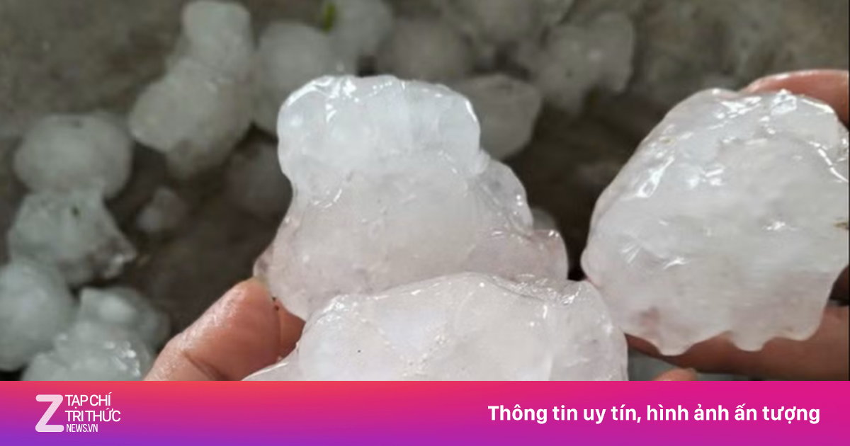 Mưa đá to bằng quả trứng trút xuống Nghệ An