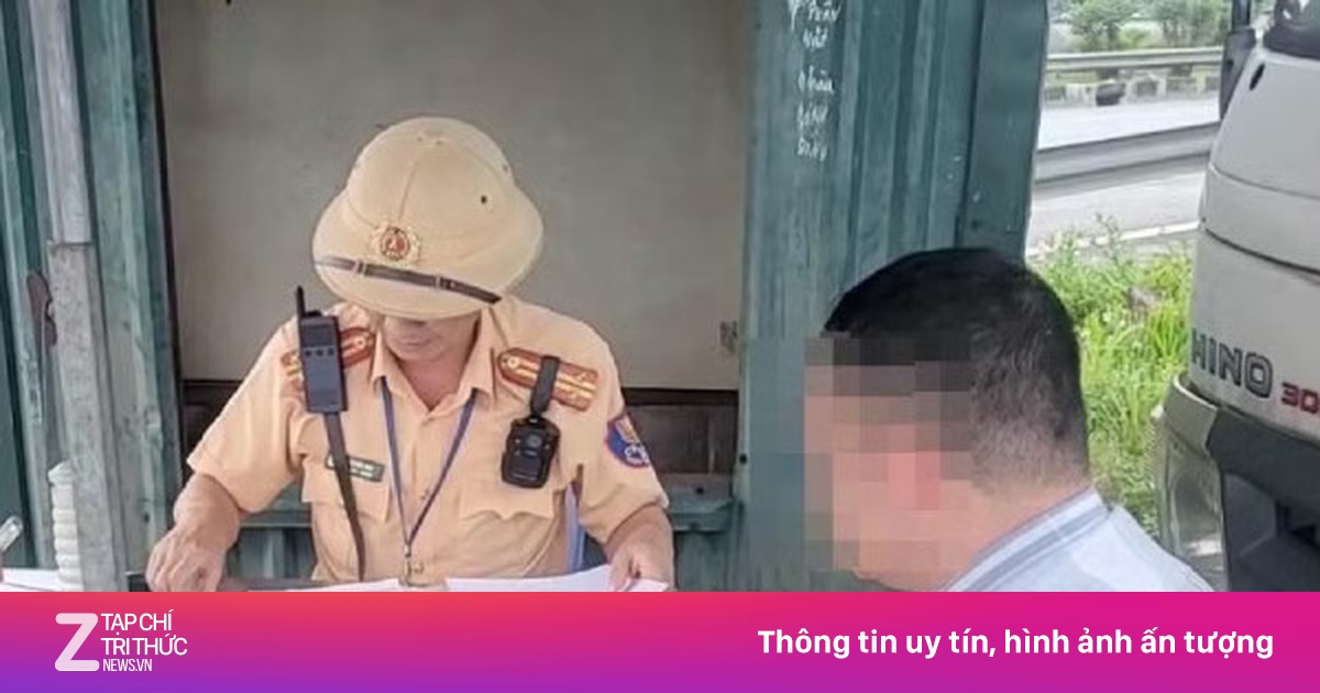 Bị tước bằng lái vì nồng độ cồn, cán bộ xã vẫn lái xe trên cao tốc