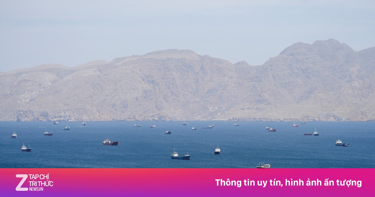 Iran ban hành quy định mới về Hormuz, 16 căn cứ Mỹ bị thiệt hại