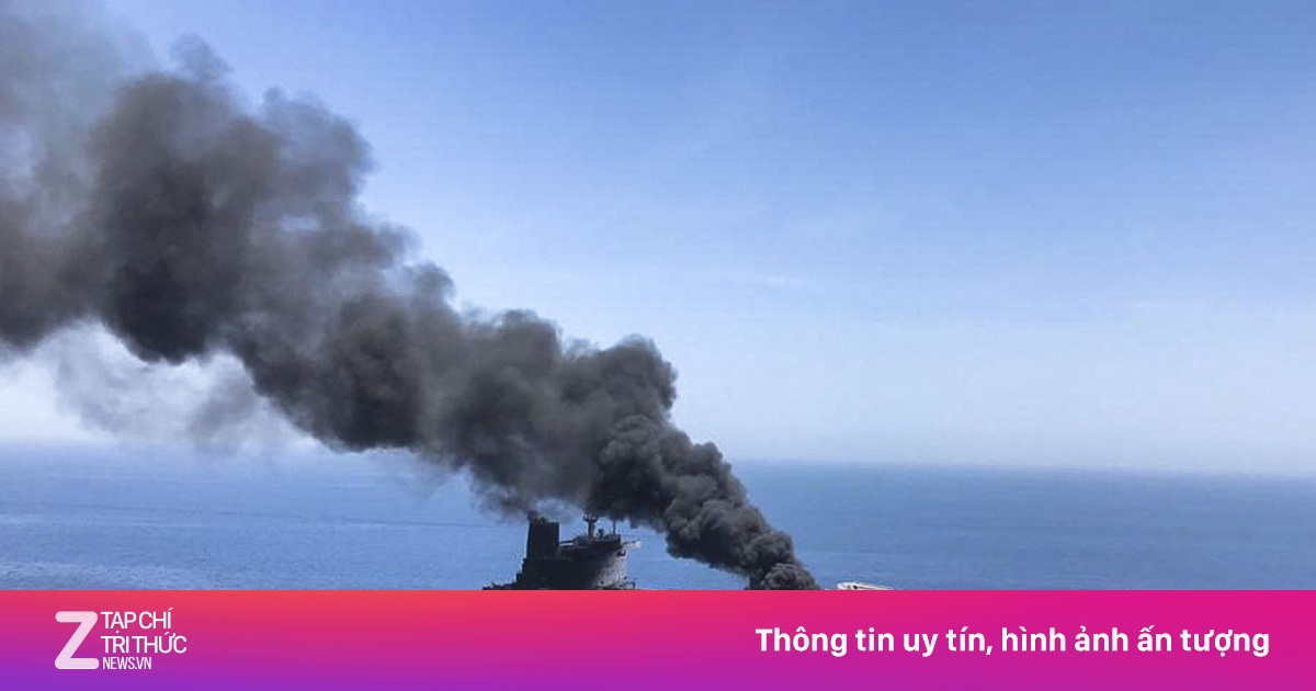 Tàu dầu của Trung Quốc bị tấn công gần Hormuz dù có thông điệp rõ ràng