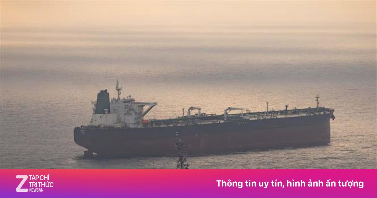 Vì sao ngành dầu mỏ Iran vẫn trụ vững bất chấp Hormuz bị phong tỏa?