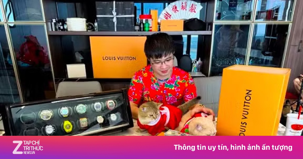 Thu loạt xe sang, hàng chục đồng hồ, túi xách hàng hiệu tại nhà bạn gái Mr Pips