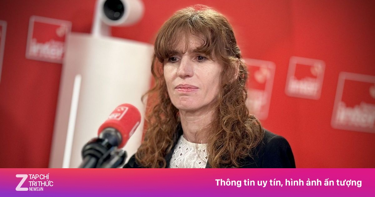 Con gái thủ tướng Pháp kể việc từng bị đánh đập tại trường học