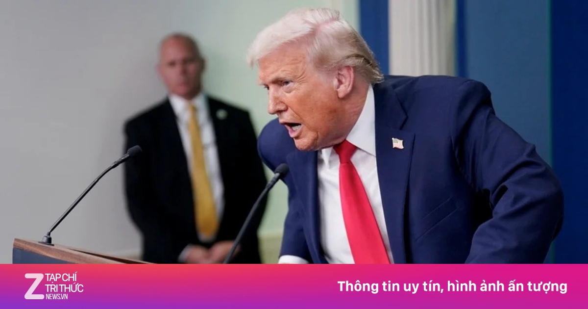Tuyên bố gây bất ngờ của ông Trump về đà giảm của USD