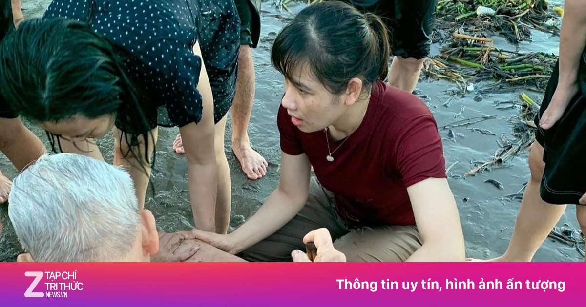 Nữ điều dưỡng kịp thời cứu cụ bà đuối nước giữa bãi biển